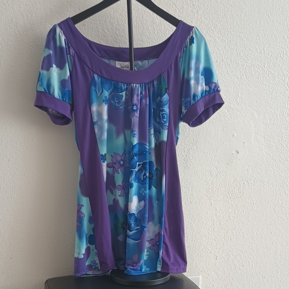 Purple and Blue Floral Women's Top Size 2XL